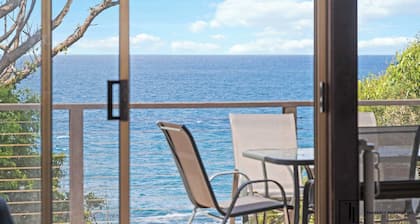 Oceanview Cottage | Pet-Friendly Stay & WiFi