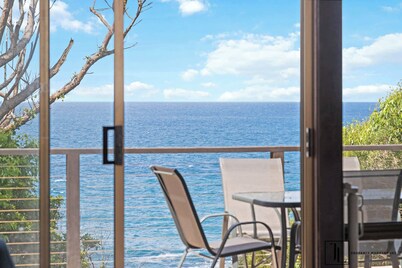 Oceanview Cottage | Pet-Friendly Stay & WiFi
