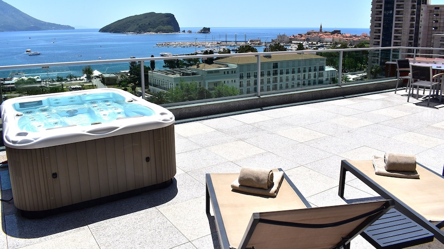Hotel Plaza