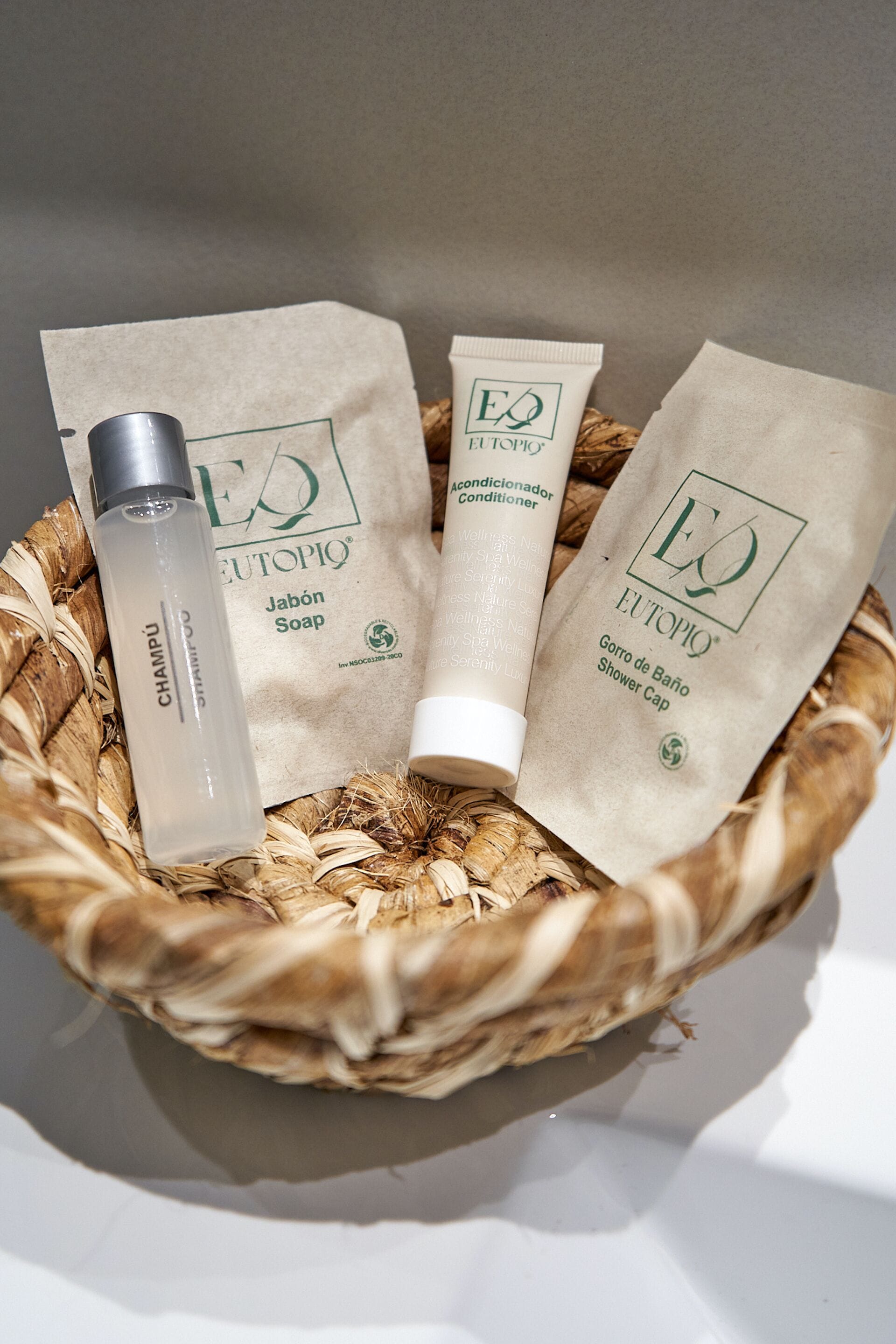 1 bedroom, premium bedding, down duvets, minibar