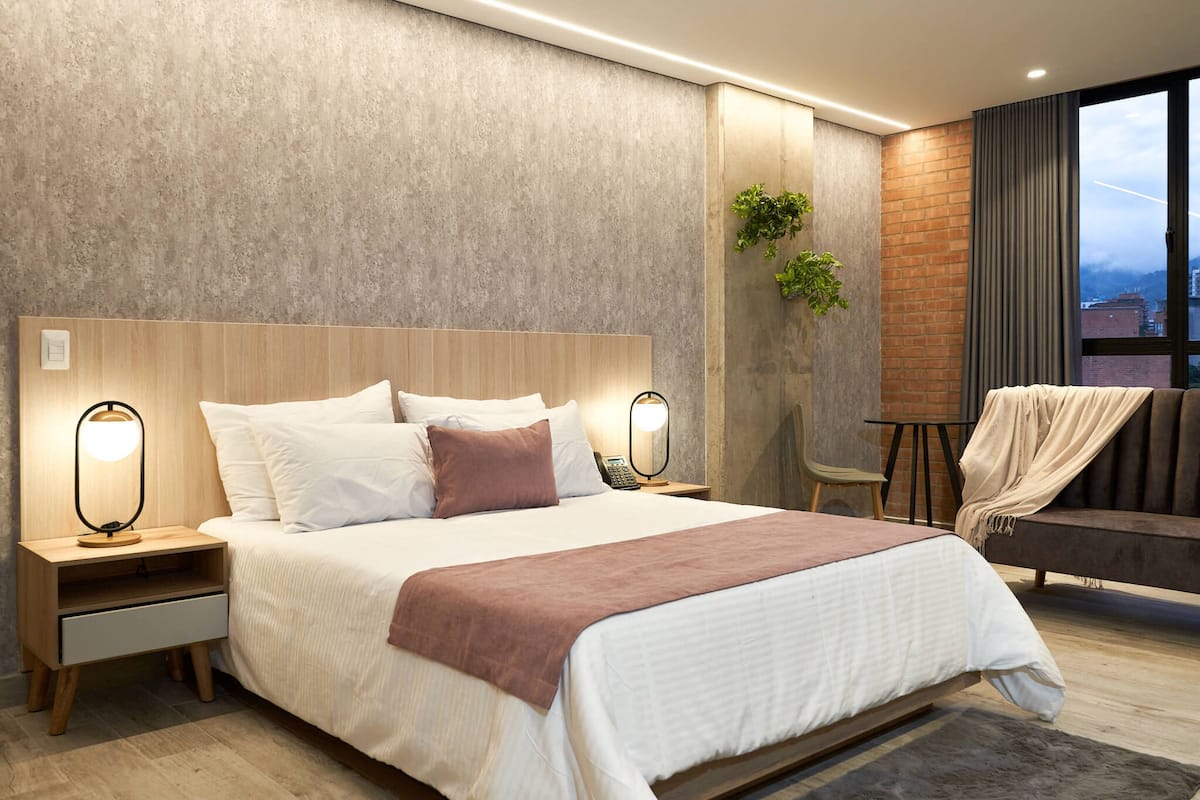 Junior Room | 1 bedroom, premium bedding, down comforters, minibar