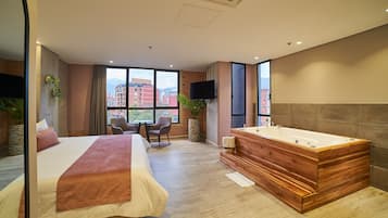 Premium bedding, down duvets, minibar, in-room safe