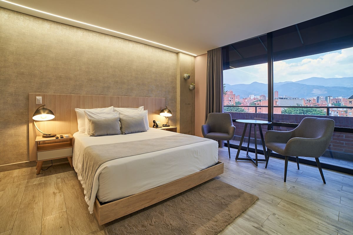 Junior Double Room | 1 bedroom, premium bedding, down comforters, minibar