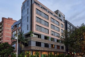 Front of property - Eutopiq Hotel (Medellín)