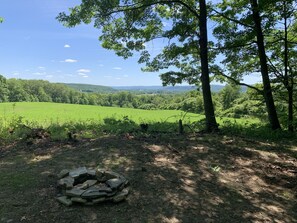 Property grounds - Finger Lakes Ten Mile View Campsite 10 minutes from Watkins Glen (Horseheads)