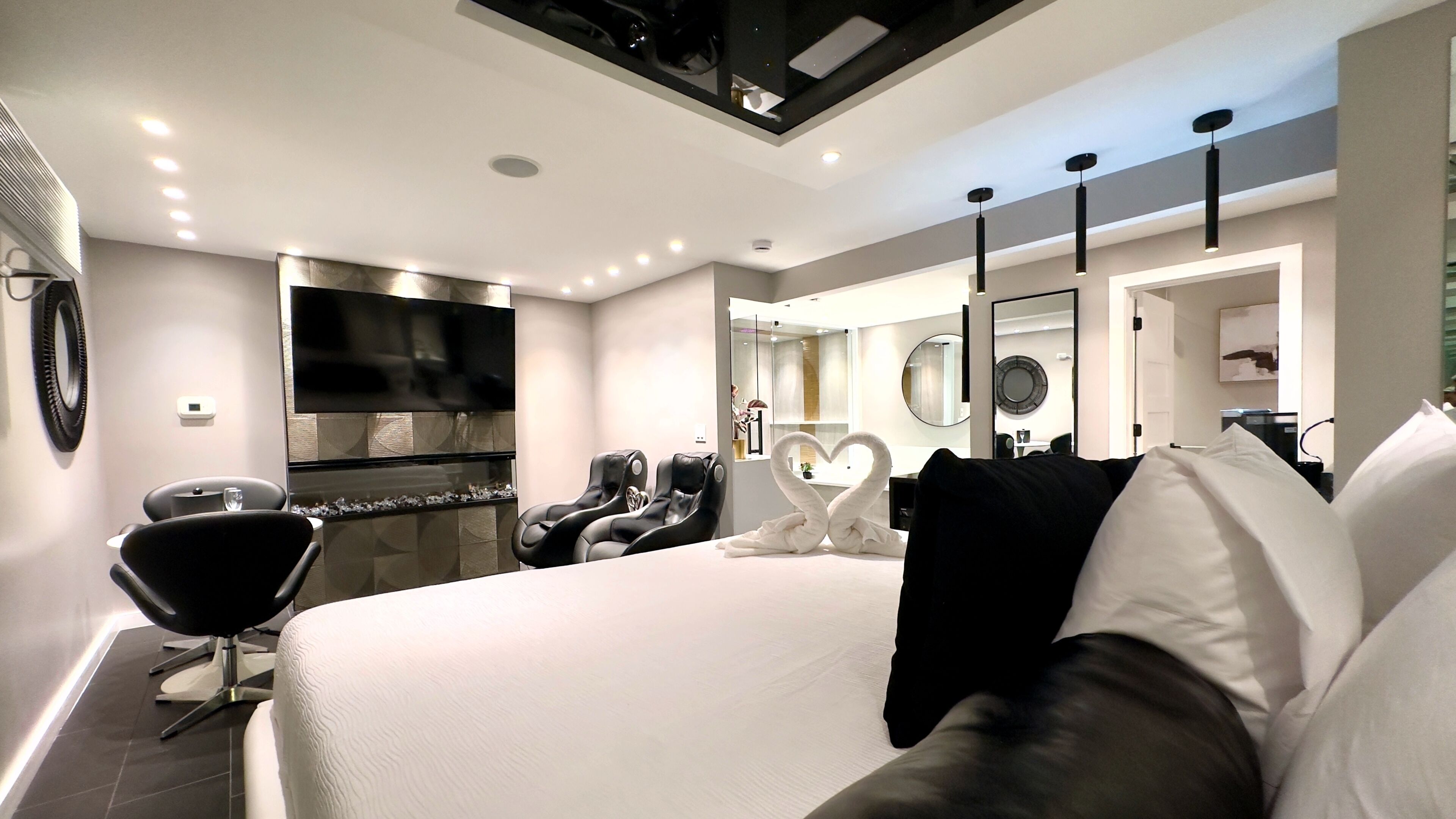 Elite Room