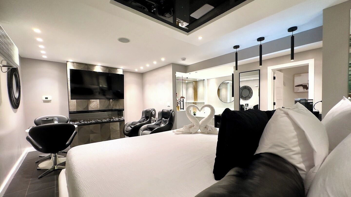 Elite Room | Premium bedding, free WiFi, bed sheets