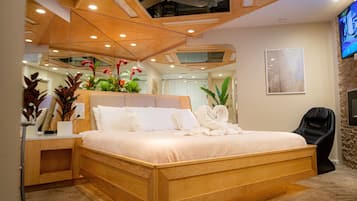 Classic Room | Premium bedding, free WiFi, bed sheets