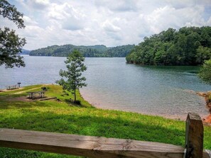 Property grounds - 🪵 Murphy Cabin 🏔 Mountain View // 2Bed-2Bath // 6 guests // 10mins to town (Murphy)