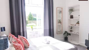 Standard Apartment | 1 bedroom, individually decorated, individually furnished