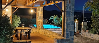 Olive grove house of Babis