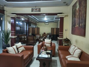 Lobby - OYO 90529 Hotel Baruga Makassar (Marusu)