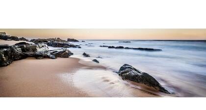 4 Poles Beach House, Salt Rock, Do you want to hear & walk to beach?