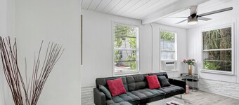 Prime location, Pineapple district, walk to Atlantic, 1bd, pets