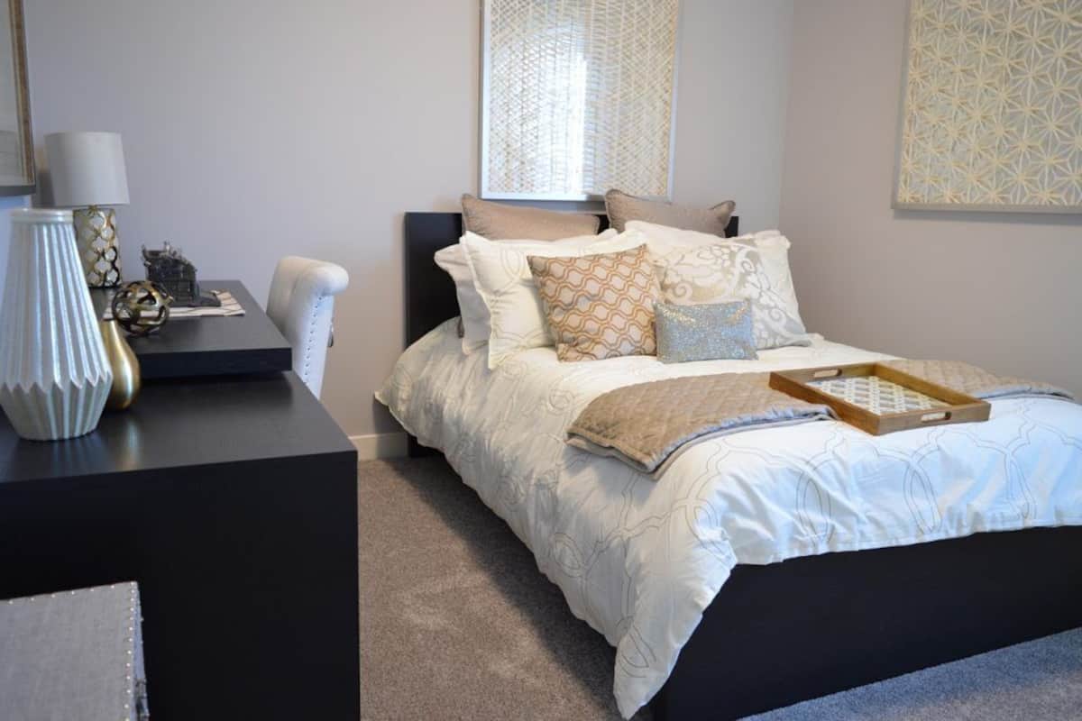 Standard Suite, Shared Bathroom, Garden View (Large Classic Family Room) | 1 bedroom