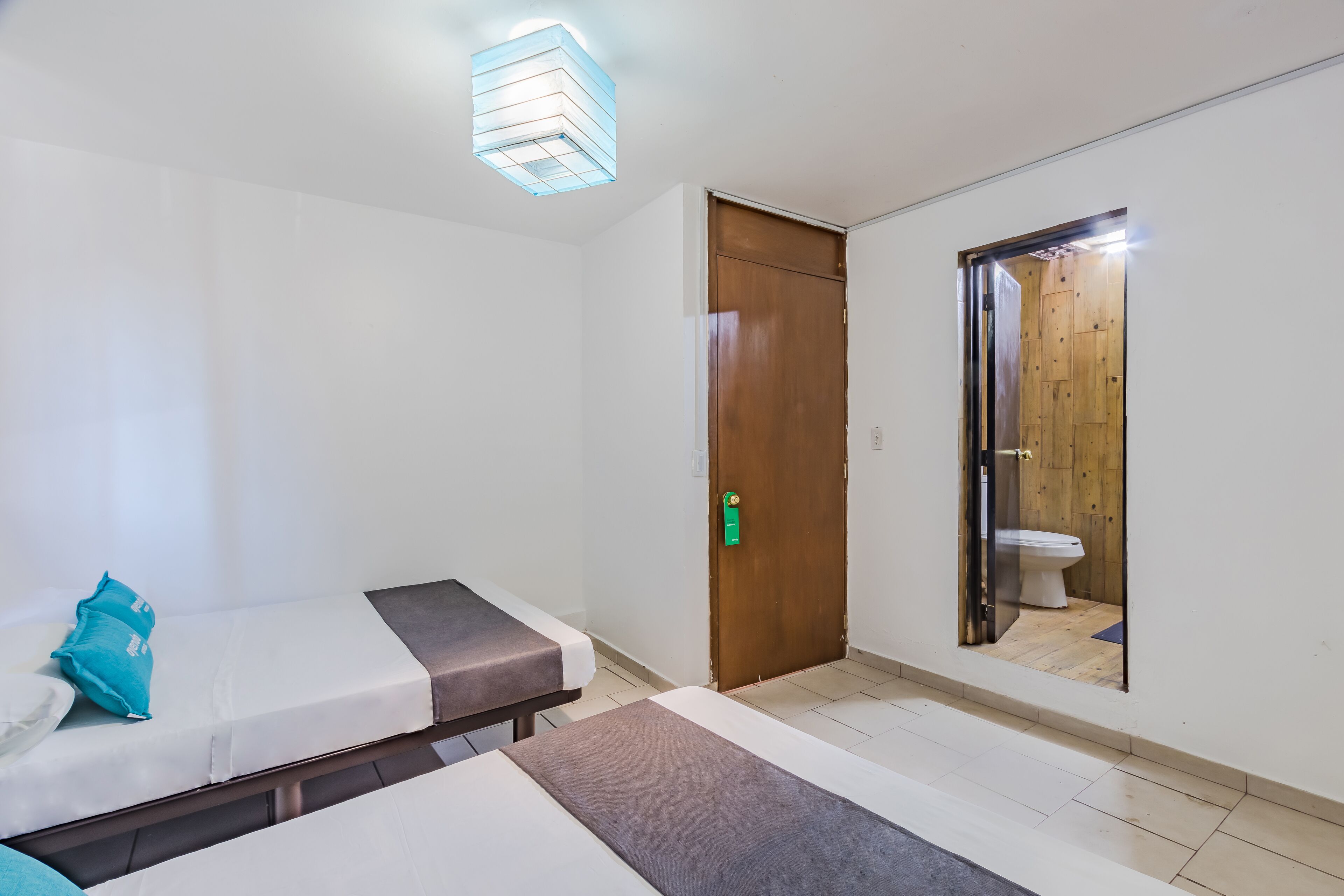 Photo - Oasis Airport