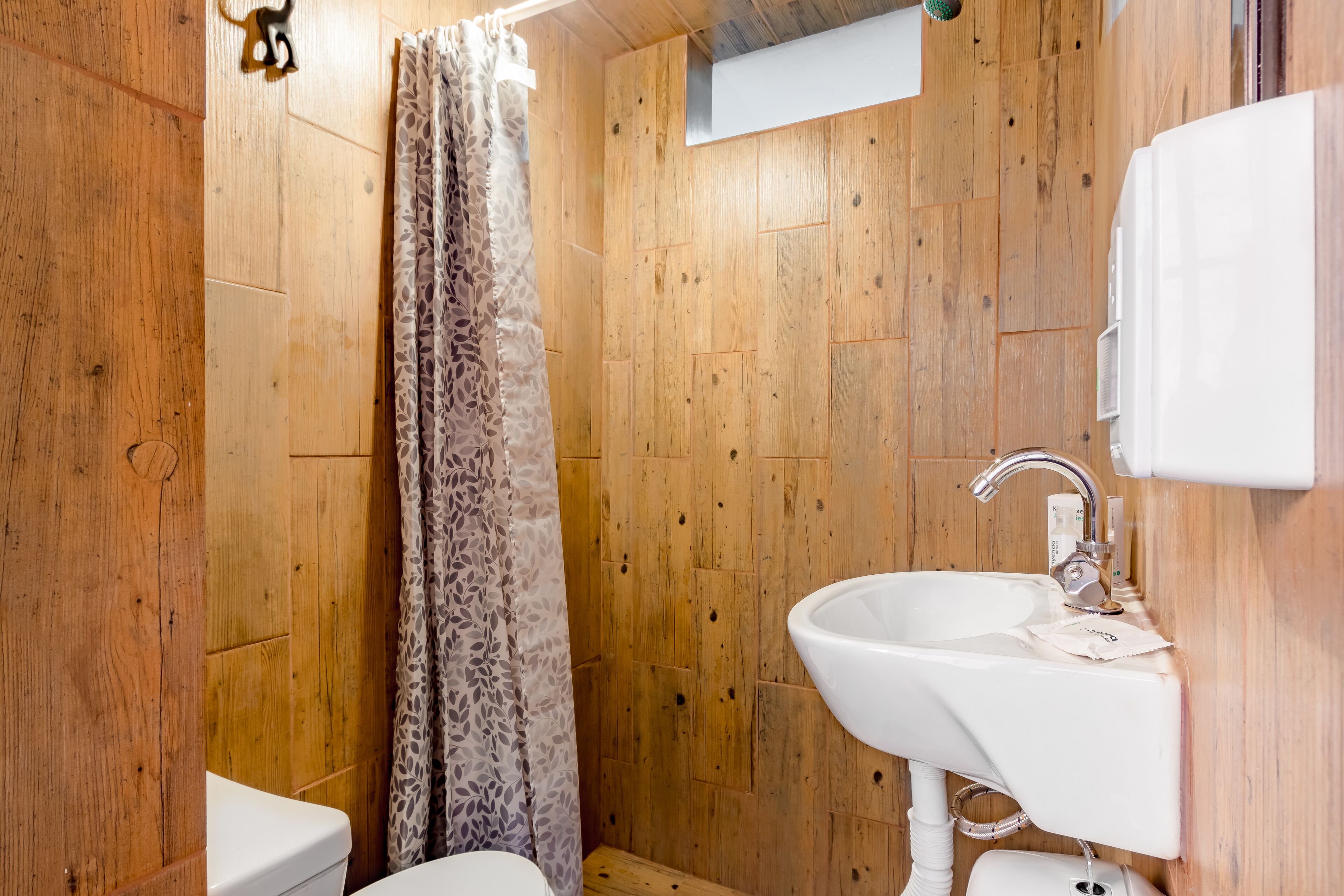 Photo - Oasis Airport