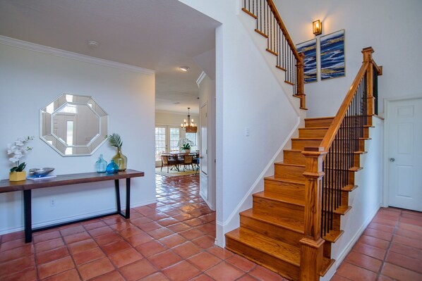 Interior - Lake McQueeney Family Waterfront Home-Kayaks-Paddle Boards-Fooseball-King Beds (Seguin)