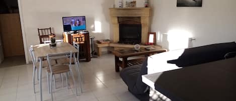 TV