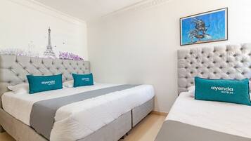 Chambre Triple | Literie hypoallergénique, Wi-Fi gratuit, draps fournis