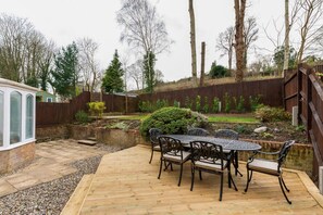 Family House, Private Bathroom, Garden View | Garden