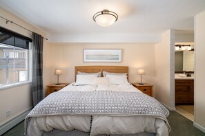 3 bedrooms, free WiFi, bed sheets, wheelchair access