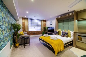 Luxury Apartment, Ensuite, River View | 1 bedroom - No. 47 (York)