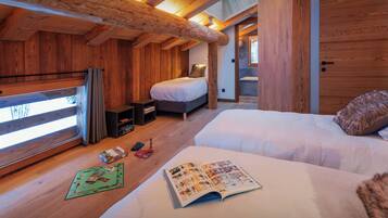 5 Schlafzimmer, Bügeleisen/Bügelbrett, WLAN, Bettwäsche