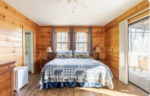 2 slaapkamers, een strijkplank/strijkijzer, gratis wifi, beddengoed