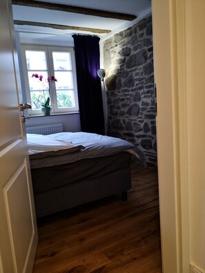 Comfort-Apartment, barrierefrei, eigenes Bad (Alte Schmiede)