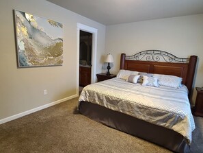 3 bedrooms, iron/ironing board, travel cot, free WiFi