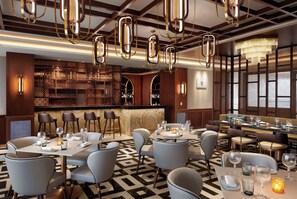 2 bars/lounges, rooftop bar - Hyatt Regency Jaipur Mansarovar (Jaipur)