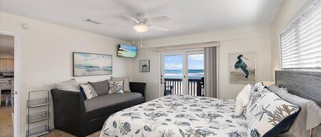 4 habitaciones, tabla de planchar con plancha, cuna de viaje y wifi