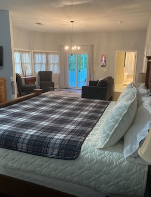 6 bedrooms, travel cot, free WiFi, bed sheets - The Cimarron Lake House on Table Rock Lake! (Eagle Rock)