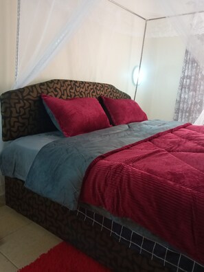 2 Schlafzimmer, Bügeleisen/Bügelbrett, kostenloses WLAN, Bettwäsche