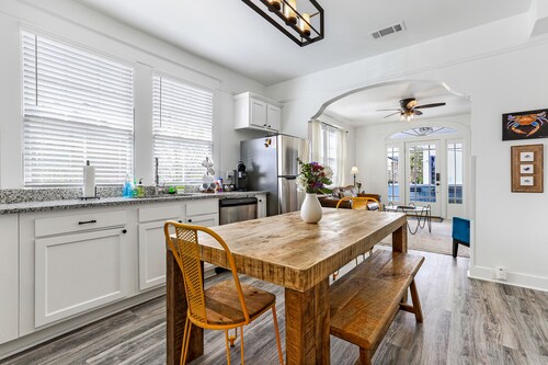 ⚜ SPACIOUS SOUTHERN CHARM – NEAR MAGAZINE STREET ⚜