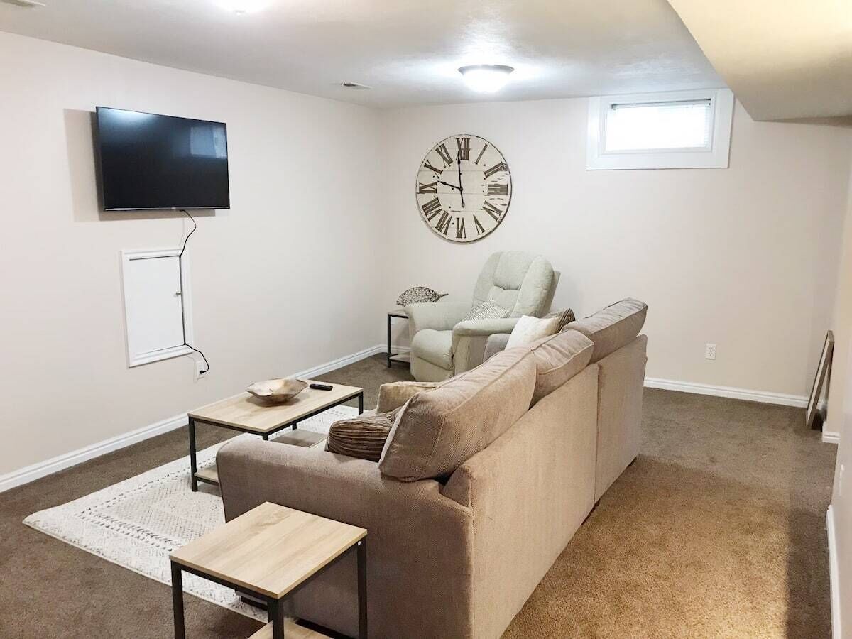 Cozy Basement Apt near Resorts and Downtown Ogden