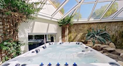 Les Jardins de la Muse / BnB maison d'hôte, piscine couverte et spa