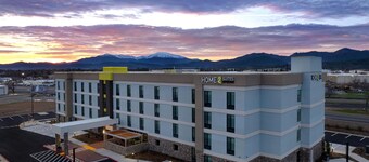 Home2 Suites By Hilton Redding