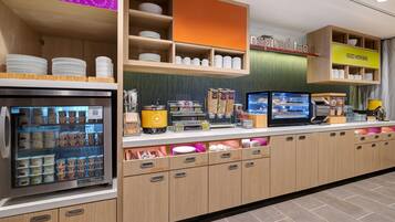 Free daily buffet breakfast