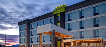 Home2 Suites By Hilton Redding