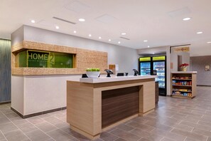 Reception - Home2 Suites By Hilton Redding (Redding)