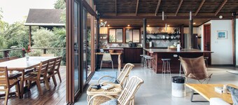 Luxury Villa & 2 Casitas w/  Saltwater Pool and Ocean Views