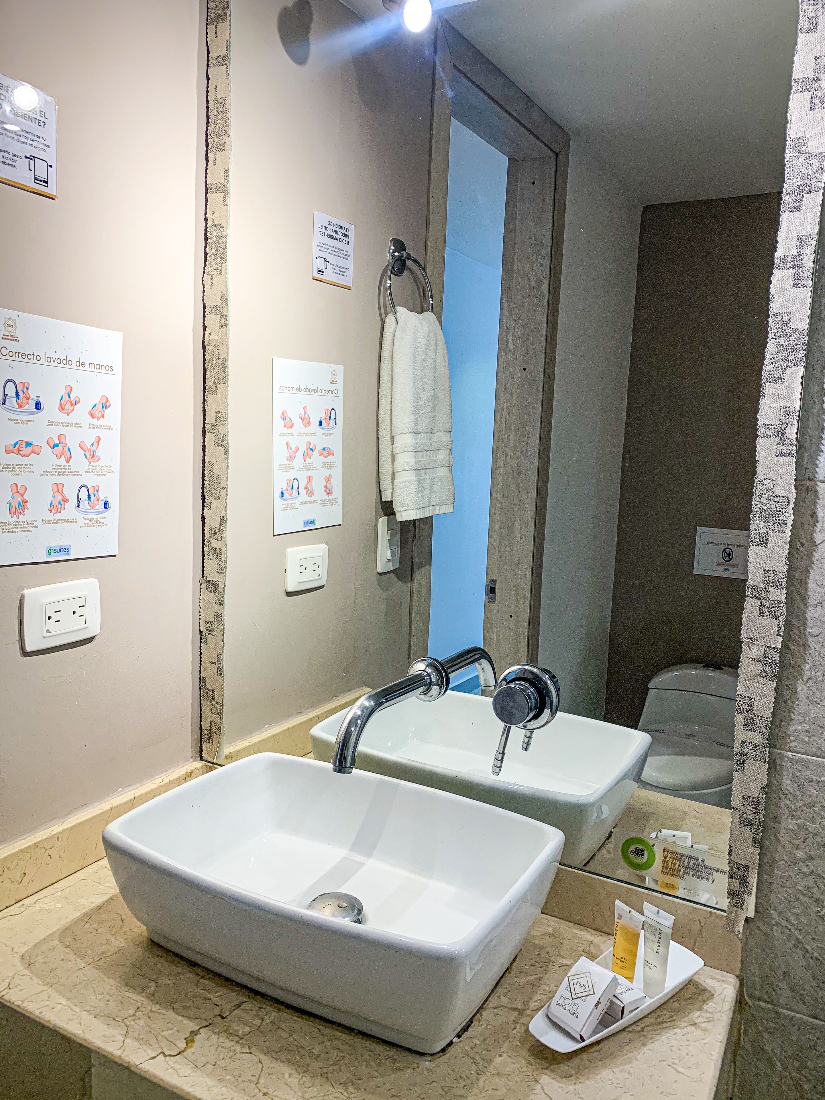 Photo - Hotel 1525 By GEH Suites