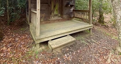 C & D Trivette's Cozy Cabin