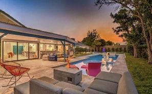 Outdoor pool, a heated pool