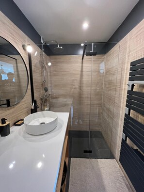 Shower, hair dryer
