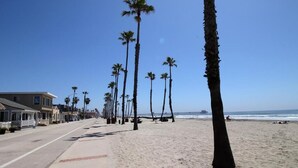 Beach - North Coast Village (Oceanside)
