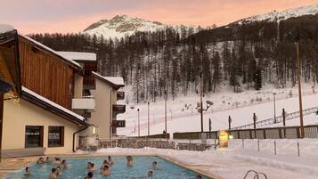 AuĂenpool, beheizter Pool