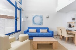 Cribs/infant beds - Club Cala Blanca (MOGAN)